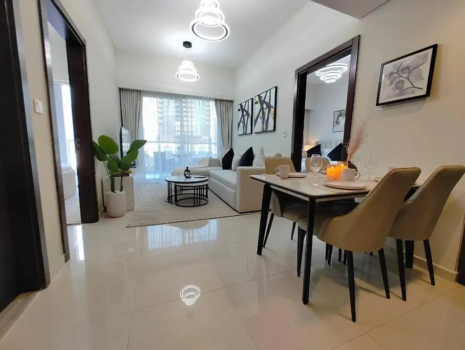 Cozy 2Br Apartment Damac Vera Business Bay دبي