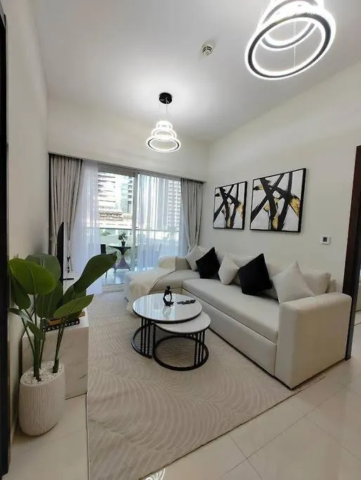 Cozy 2Br Apartment Damac Vera Business Bay دبي
