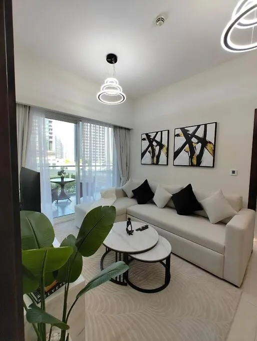 Cozy 2Br Apartment Damac Vera Business Bay Dubai United Arab Emirates